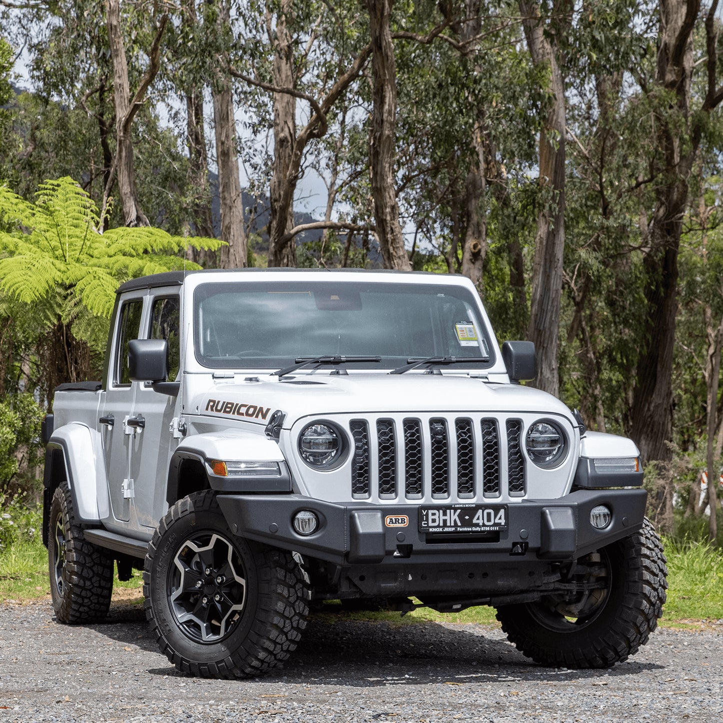 ARB Deluxe Bumper (2020-2023 Gladiator/2018-2023 Wrangler)